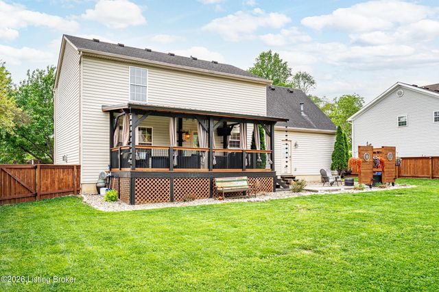 9525 Poplar Hill Dr, Crestwood, KY 40014