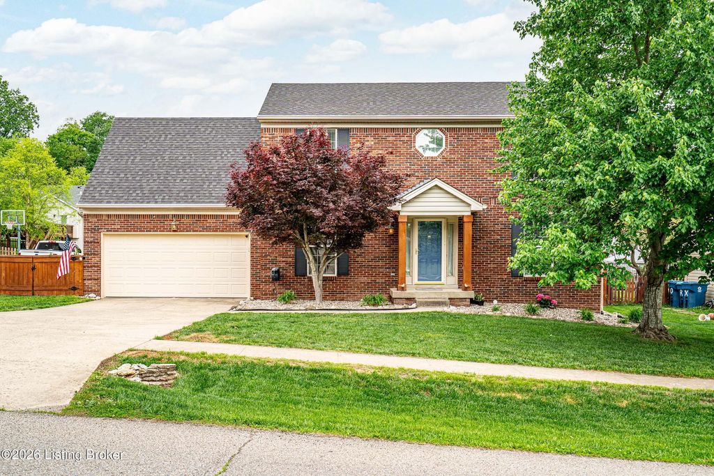 9525 Poplar Hill Dr, Crestwood, KY 40014