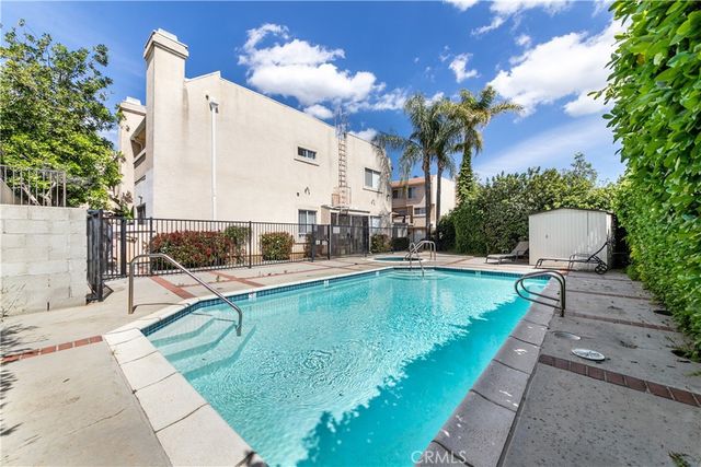 13600 Foothill 17, Sylmar, CA 91342