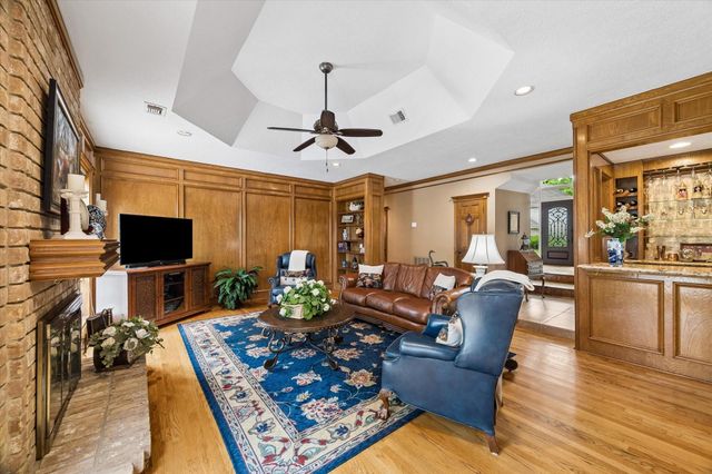 2519 Golden Pond Drive, Kingwood, TX 77345