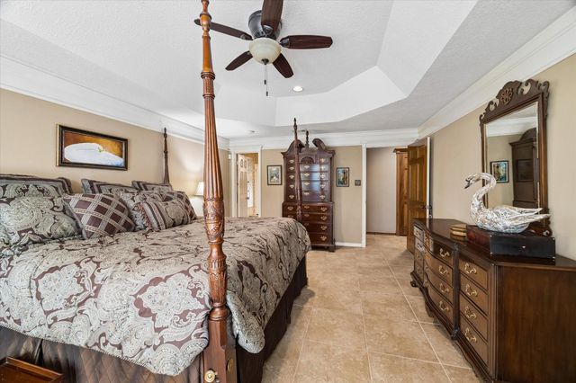 2519 Golden Pond Drive, Kingwood, TX 77345
