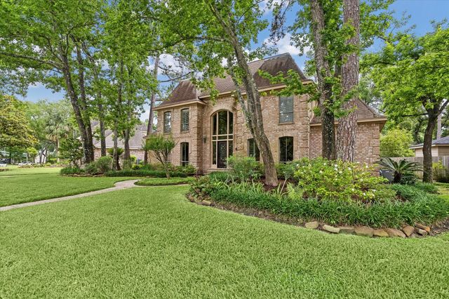 2519 Golden Pond Drive, Kingwood, TX 77345