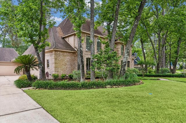 2519 Golden Pond Drive, Kingwood, TX 77345