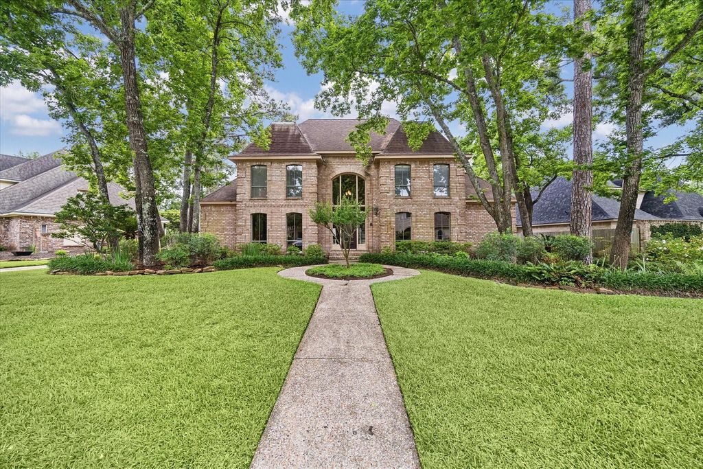 2519 Golden Pond Drive, Kingwood, TX 77345
