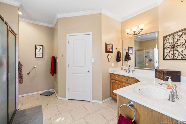 133 Private Road 4664, Castroville, TX 78009