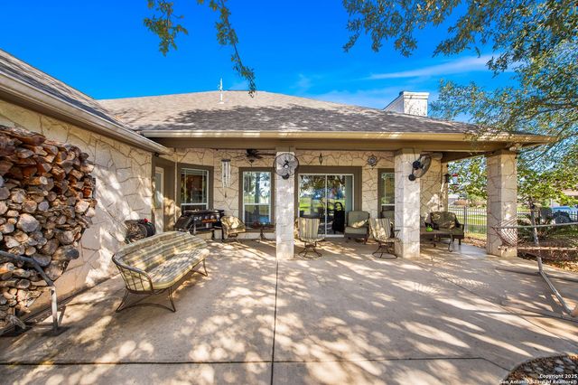 133 Private Road 4664, Castroville, TX 78009