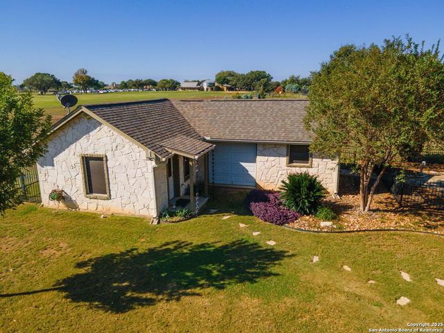 133 Private Road 4664, Castroville, TX 78009