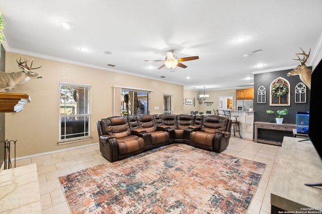 133 Private Road 4664, Castroville, TX 78009