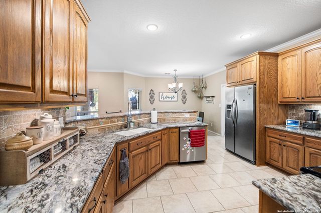 133 Private Road 4664, Castroville, TX 78009