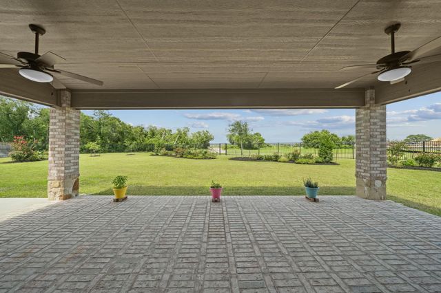 5739 Bobwhite Trail, Manvel, TX 77578