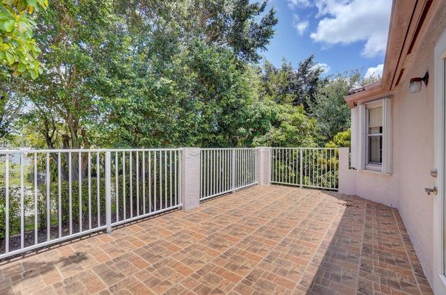 6139 Branchwood Drive, Lake Worth, FL 33467