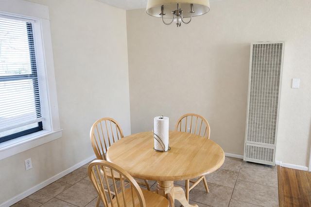 1609 Edith Boulevard SE, Albuquerque, NM 87102