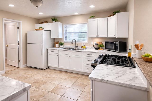 1609 Edith Boulevard SE, Albuquerque, NM 87102