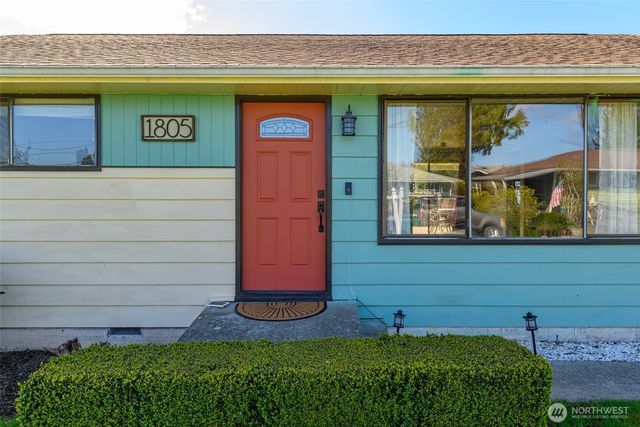 1805 37th Street, Anacortes, WA 98221