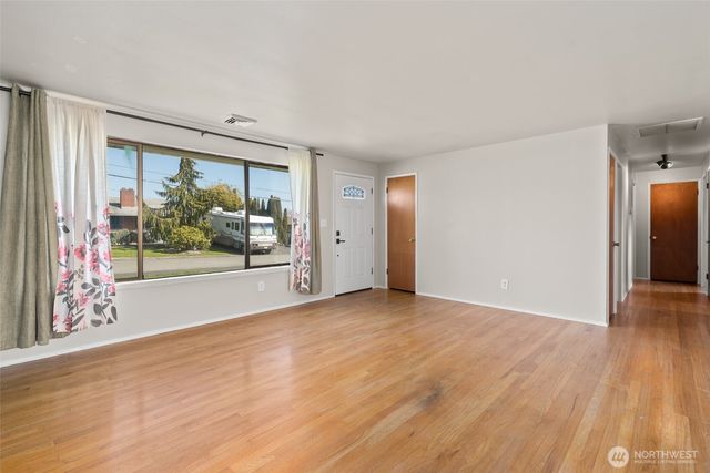 1805 37th Street, Anacortes, WA 98221