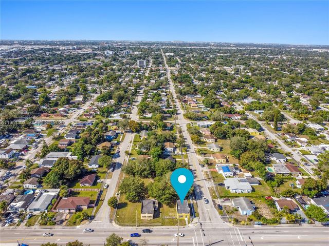 8610 NW 17th Ave, Miami, FL 33147