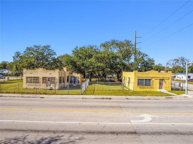8610 NW 17th Ave, Miami, FL 33147