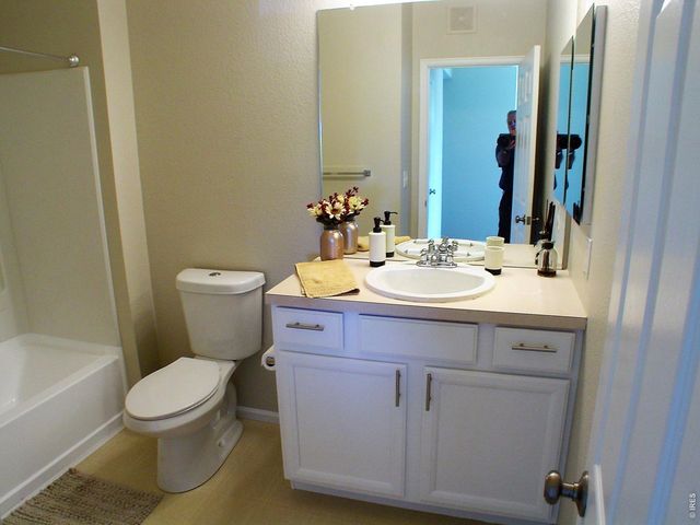 640 Gooseberry Dr 1107-1107, Longmont, CO 80503