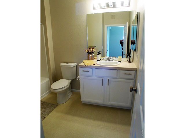 640 Gooseberry Dr 1107-1107, Longmont, CO 80503