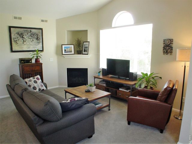 640 Gooseberry Dr 1107-1107, Longmont, CO 80503