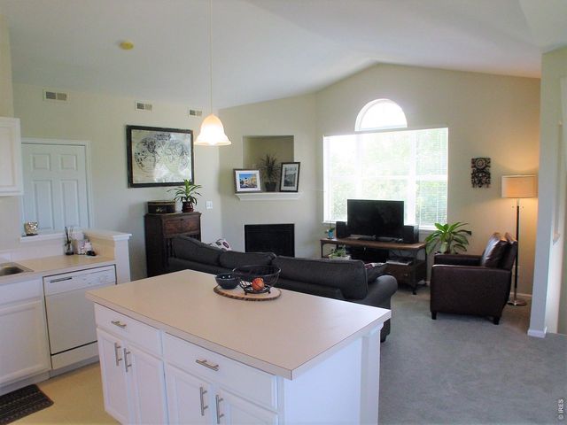 640 Gooseberry Dr 1107-1107, Longmont, CO 80503