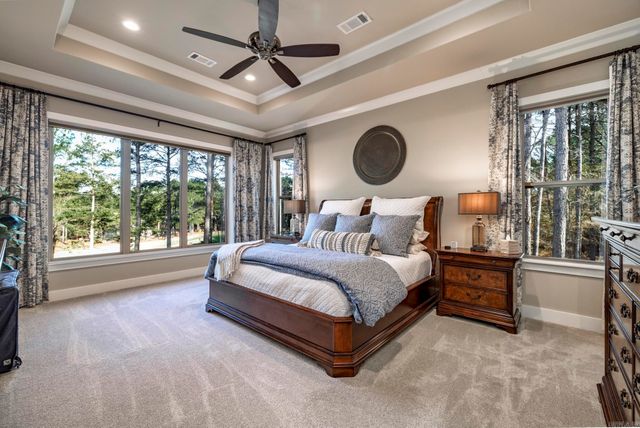 12 Pizarro Drive, Hot Springs Village, AR 71909