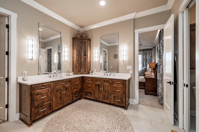 12 Pizarro Drive, Hot Springs Village, AR 71909