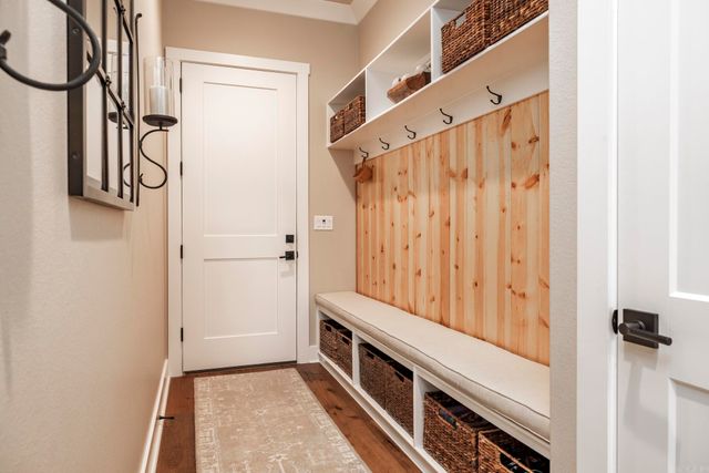 12 Pizarro Drive, Hot Springs Village, AR 71909