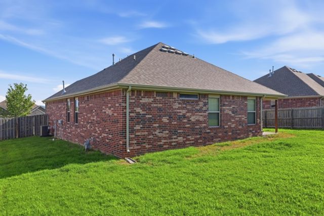 3008 Marble Drive, Fayetteville, AR 72704