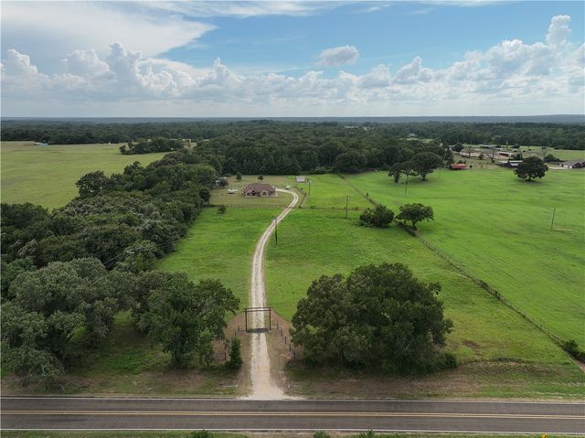 27985 FM 831 Farm to Market Road, Oakwood, TX 75855