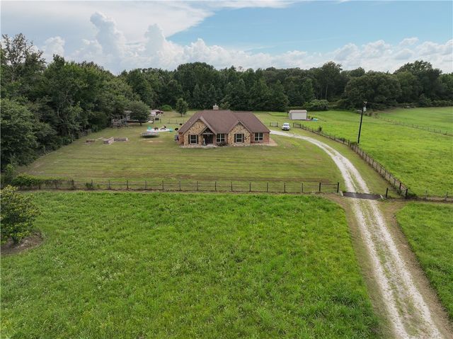 27985 FM 831 Farm to Market Road, Oakwood, TX 75855