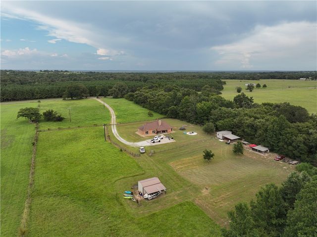 27985 FM 831 Farm to Market Road, Oakwood, TX 75855