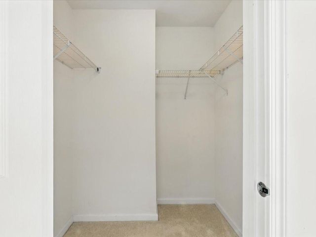 42896 PAMPLIN TER, Chantilly, VA 20152