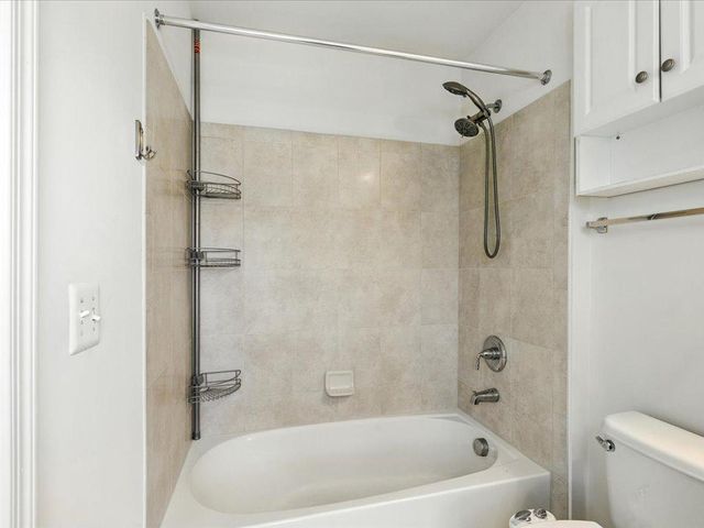 42896 PAMPLIN TER, Chantilly, VA 20152