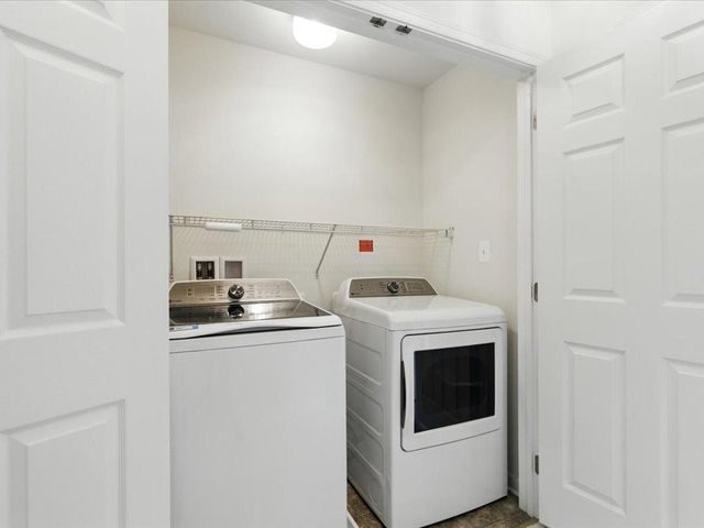42896 PAMPLIN TER, Chantilly, VA 20152