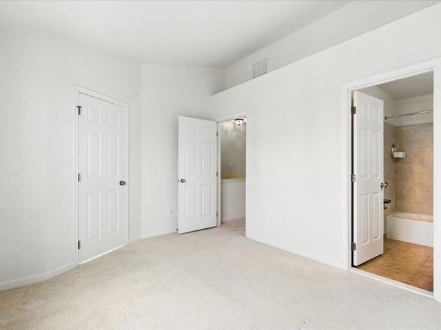 42896 PAMPLIN TER, Chantilly, VA 20152