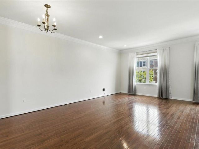 42896 PAMPLIN TER, Chantilly, VA 20152