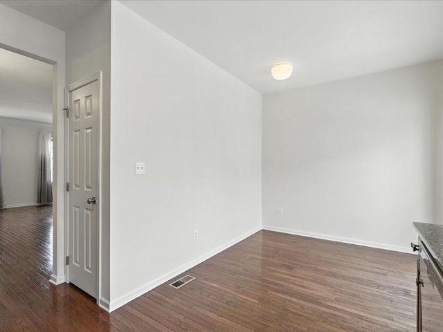 42896 PAMPLIN TER, Chantilly, VA 20152