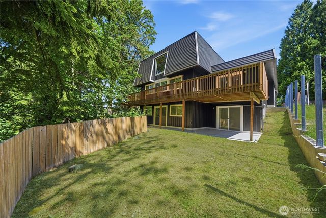 30811 26th Avenue SW, Federal Way, WA 98023
