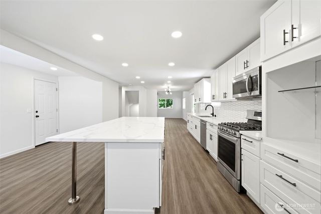 30811 26th Avenue SW, Federal Way, WA 98023