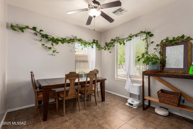 21185 E Reunion Road, Red Rock, AZ 85145