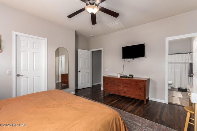 21185 E Reunion Road, Red Rock, AZ 85145