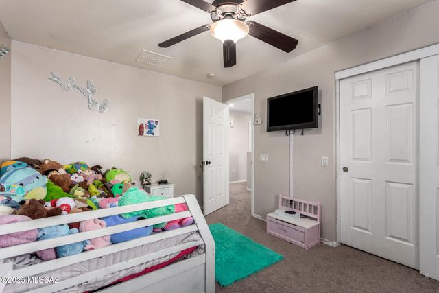 21185 E Reunion Road, Red Rock, AZ 85145