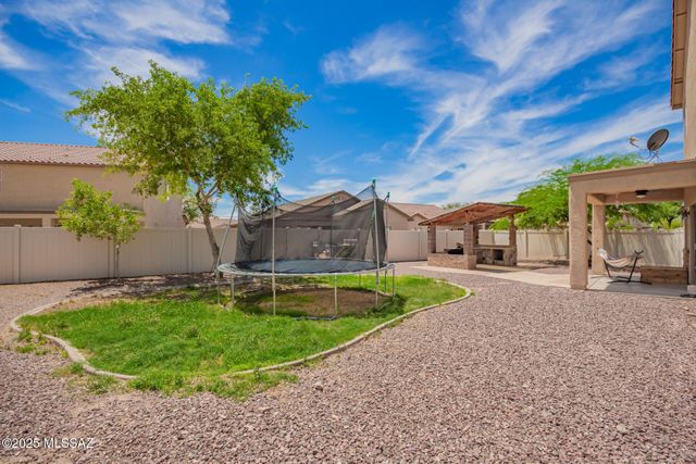 21185 E Reunion Road, Red Rock, AZ 85145