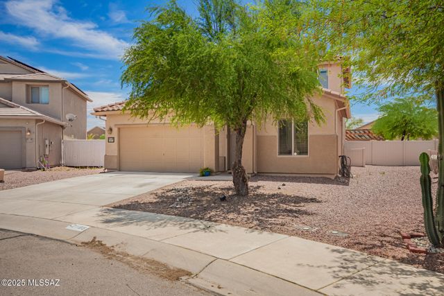 21185 E Reunion Road, Red Rock, AZ 85145
