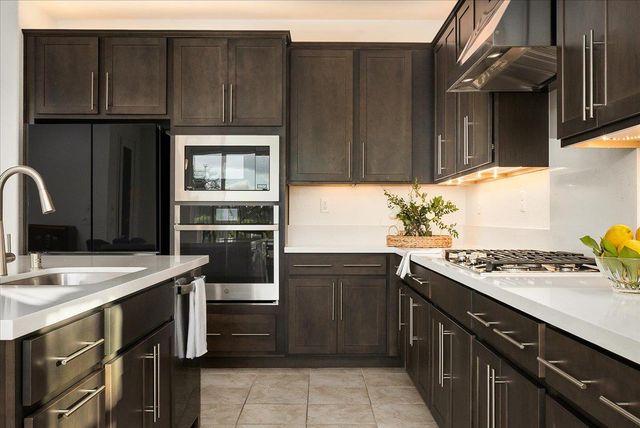 2200 Challenger Way, Roseville, CA 95747