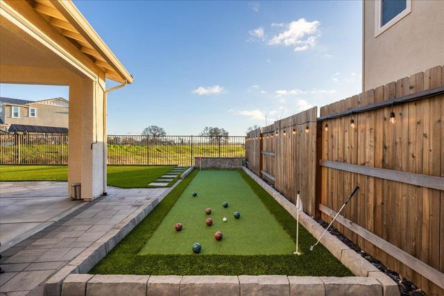 2200 Challenger Way, Roseville, CA 95747