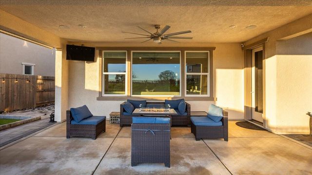 2200 Challenger Way, Roseville, CA 95747