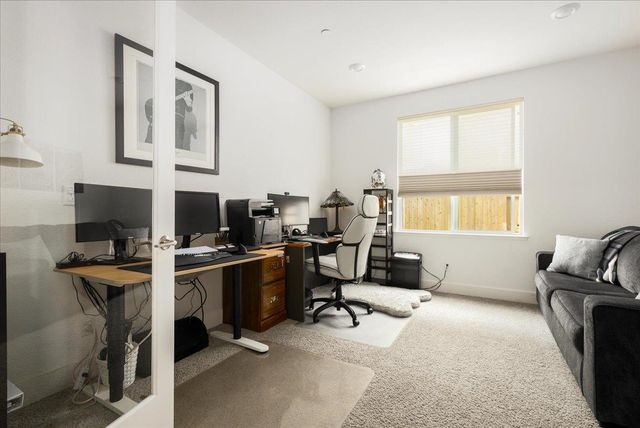 2200 Challenger Way, Roseville, CA 95747