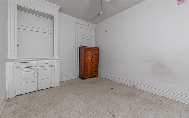 830-836 E Pittsburgh Mall, E Pittsburgh, PA 15112